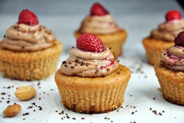 Cupcakes de almendra con crema de cacao y anacardo (sin gluten)