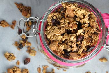 Granola horneada crujiente (sin aceite y sin azúcar)