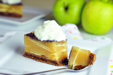Tarta de gelatina de manzana saludable