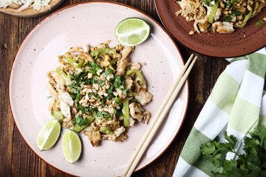 Pollo Pad Thai Fácil