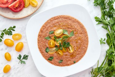 Sencilla sopa fría de gazpacho